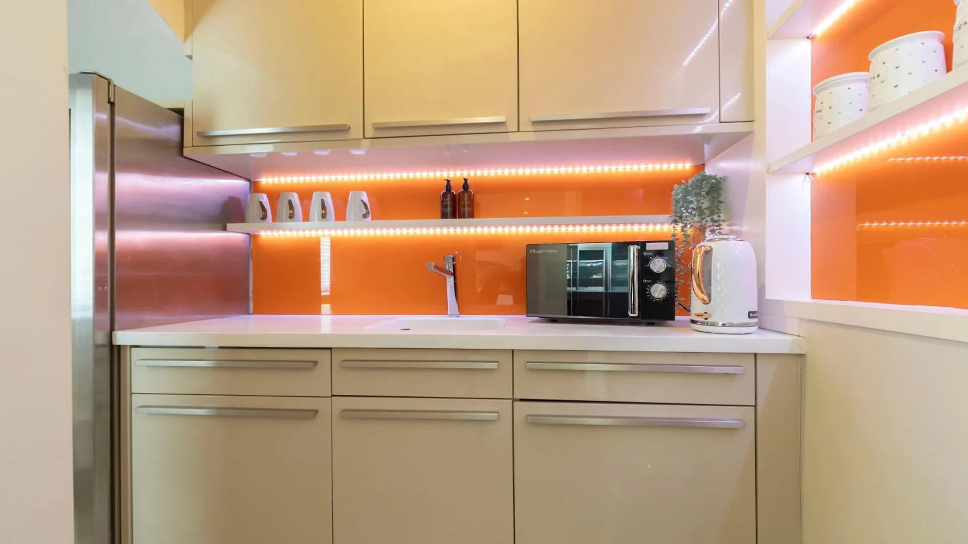 Two Bedroom Period Flat In Montpellier Cheltenham Apartment